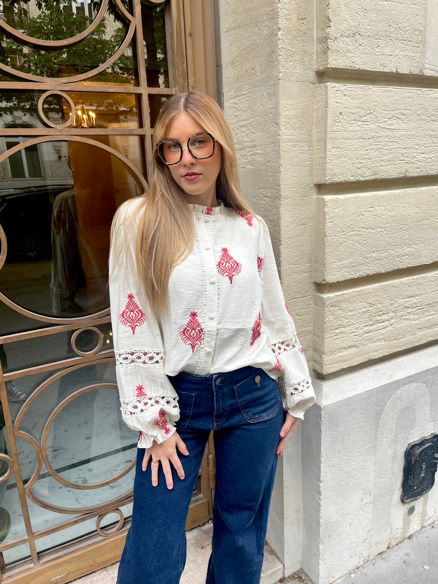 Blouse Enéa motif rouge