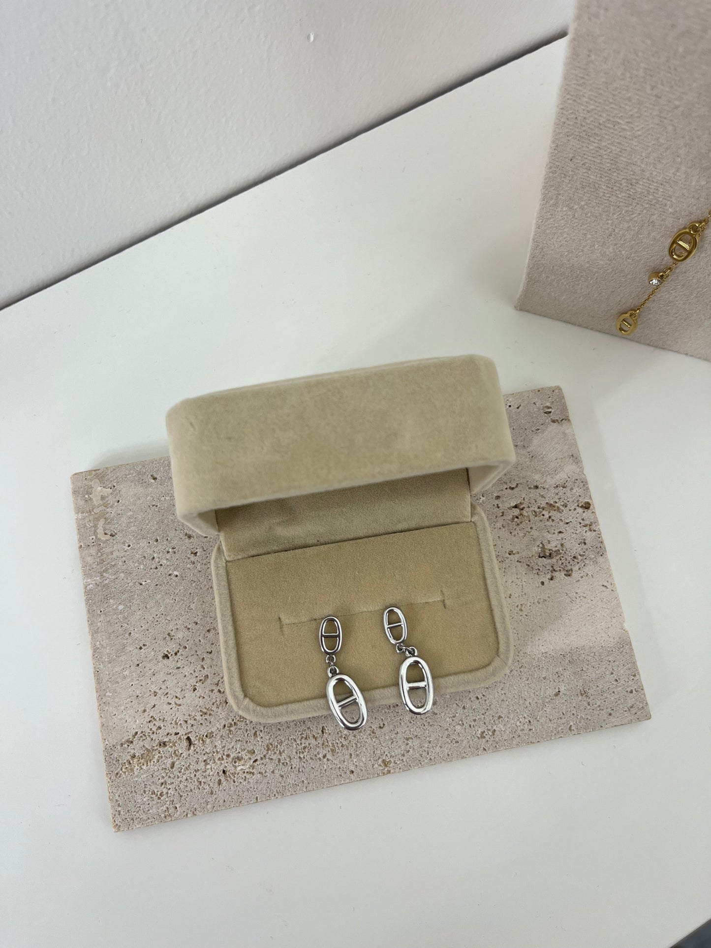 Boucles d’oreilles Théa argenté